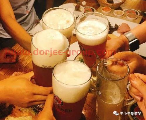 重庆啤酒股票股吧